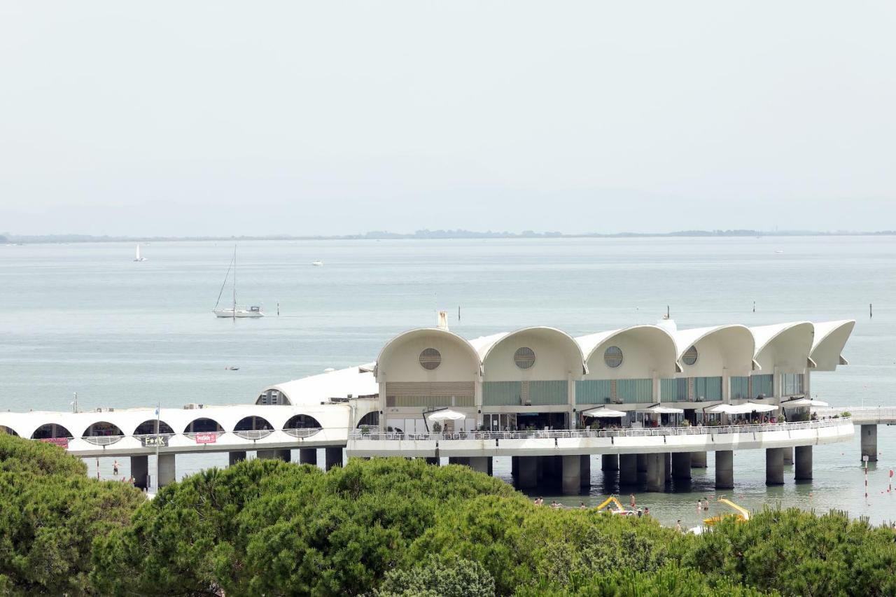Skyresidence Lignano Sabbiadoro Exteriér fotografie